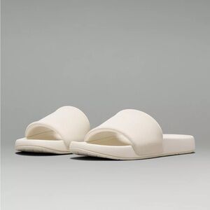 Lululemon Women's Restfeel Slides Size 7
